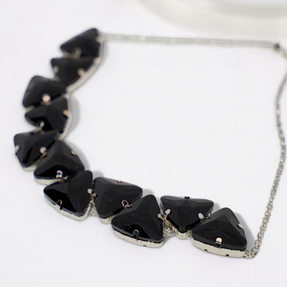 Trivara Necklace