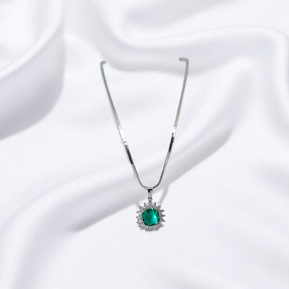 Solara Crest Green Necklace