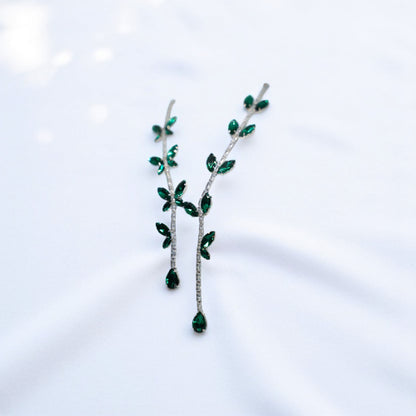 Midnight Bloom Necklace