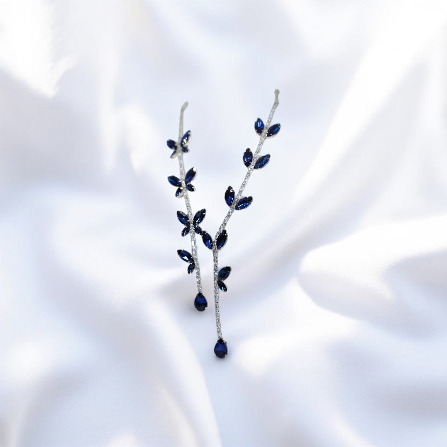 Midnight Bloom Necklace